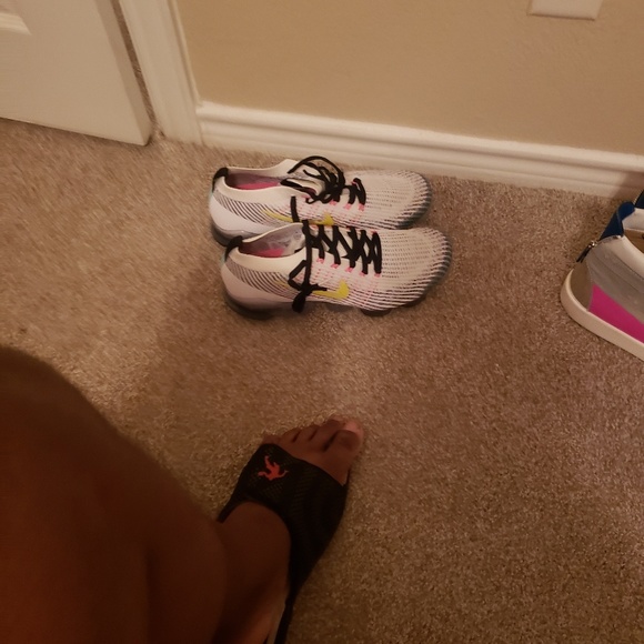 Shoes - Picture 2 of 2